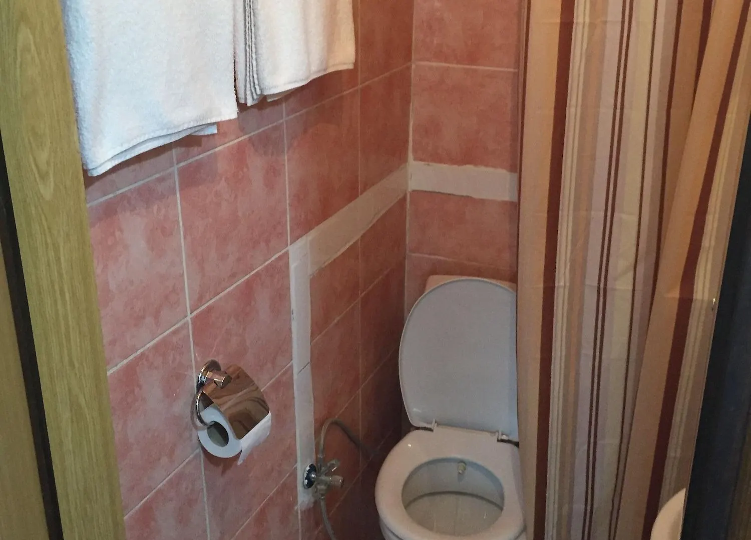 Istanbul Paris Hotel & Hostel 2*,