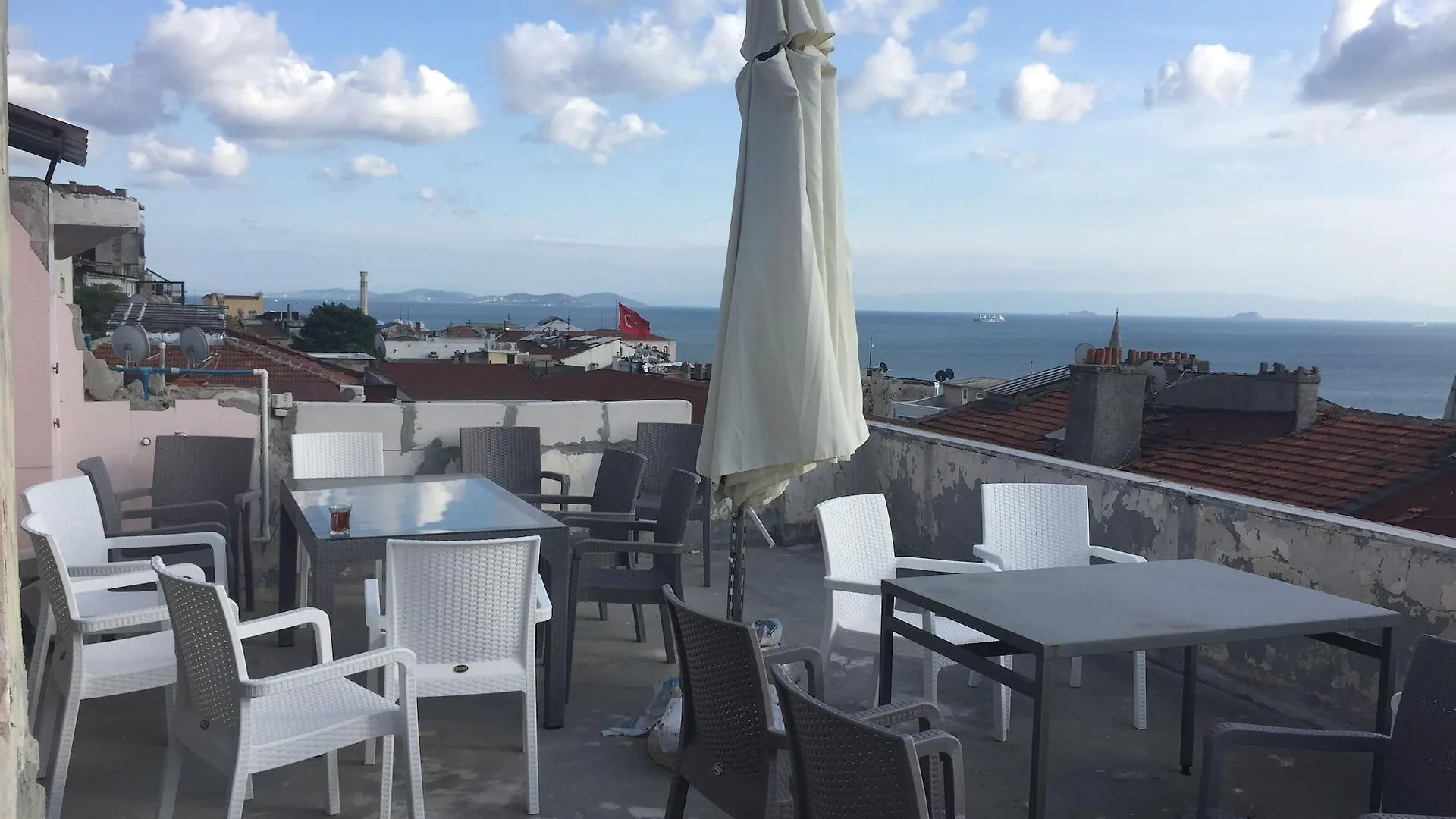 Istanbul Paris Hotel & Hostel