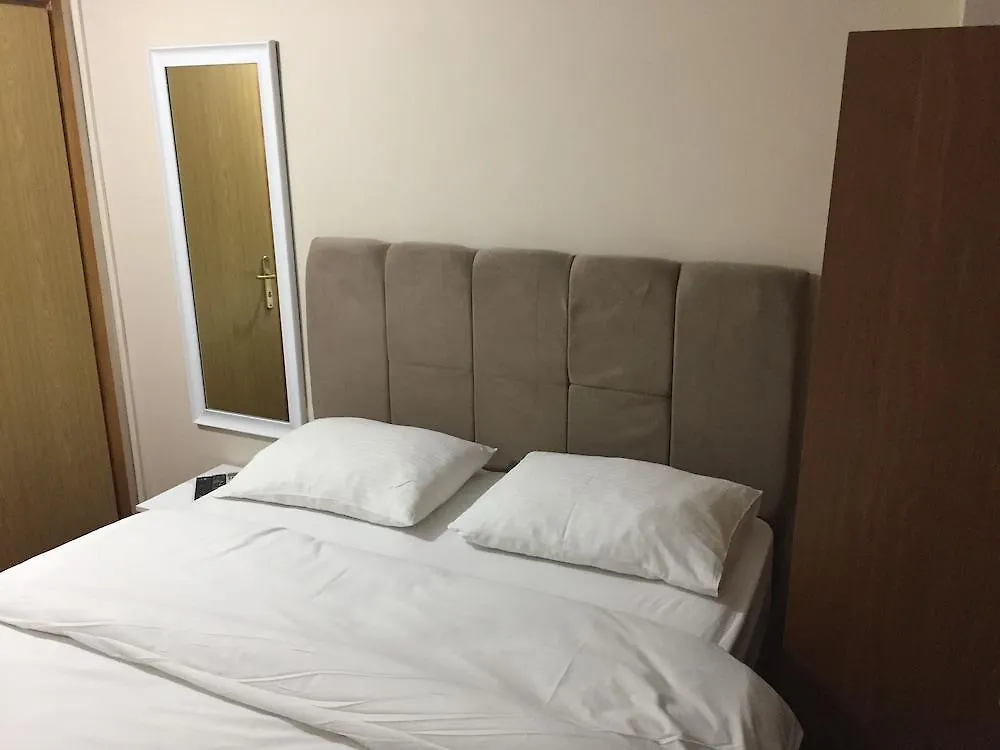 **  Istanbul Paris Hotel & Hostel Tyrkiet