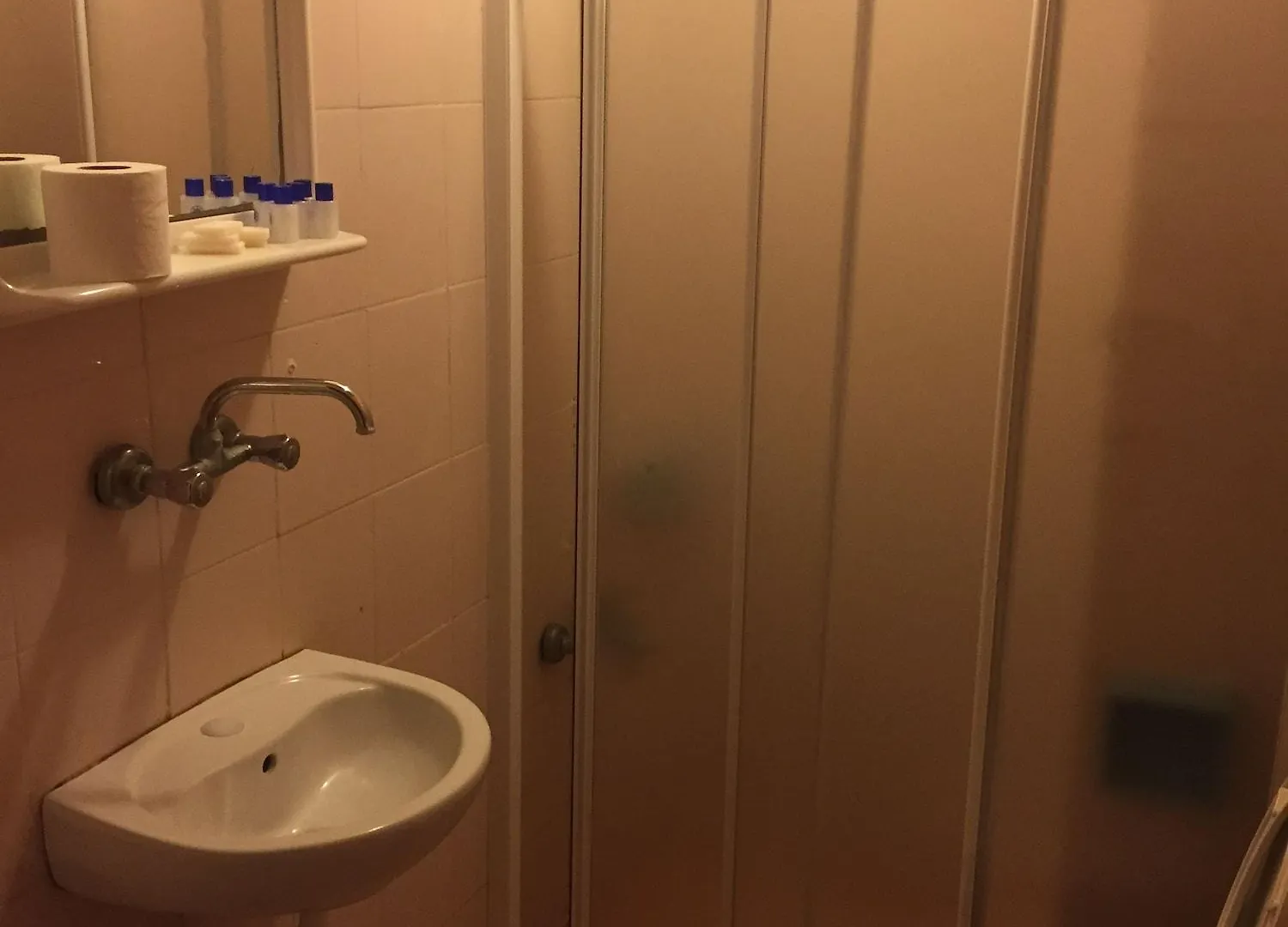 **  Istanbul Paris Hotel & Hostel Tyrkiet