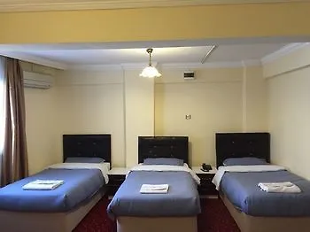**  Istanbul Paris Hotel & Hostel Turchia