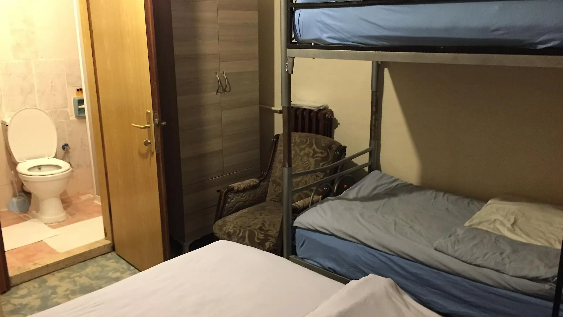 Istanbul Paris Hotel & Hostel